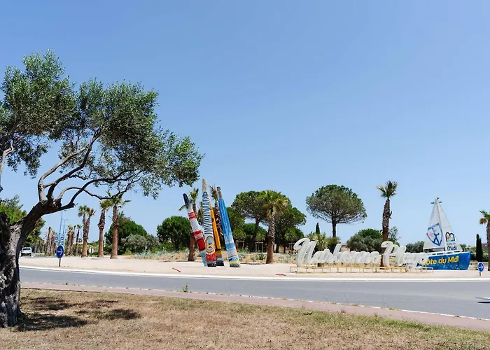 T3 A 300m De La Plage, Balcons, Parking, Proche Commerces, Narbonne-plage - Fr-1-409-169